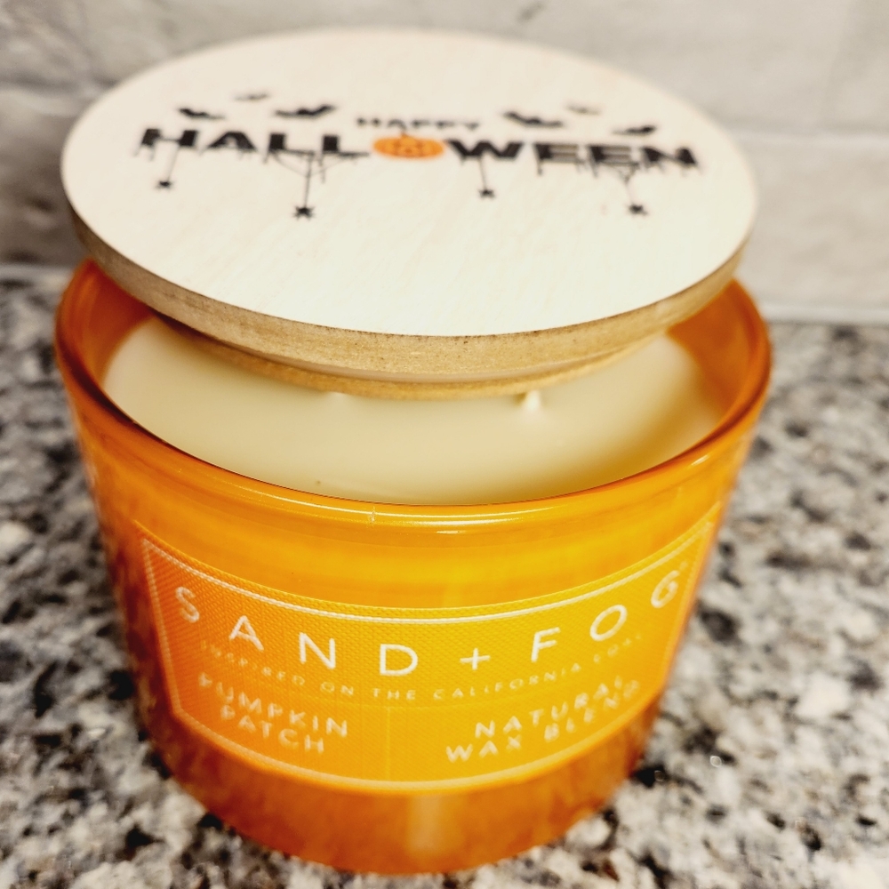 Sand + Fog Pumpkin Patch Natural Wax Blend 12oz Candle Happy Halloween Bats New